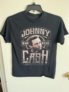 Gildan Johnny Cash Graphic Tee - Black with Faded White Print